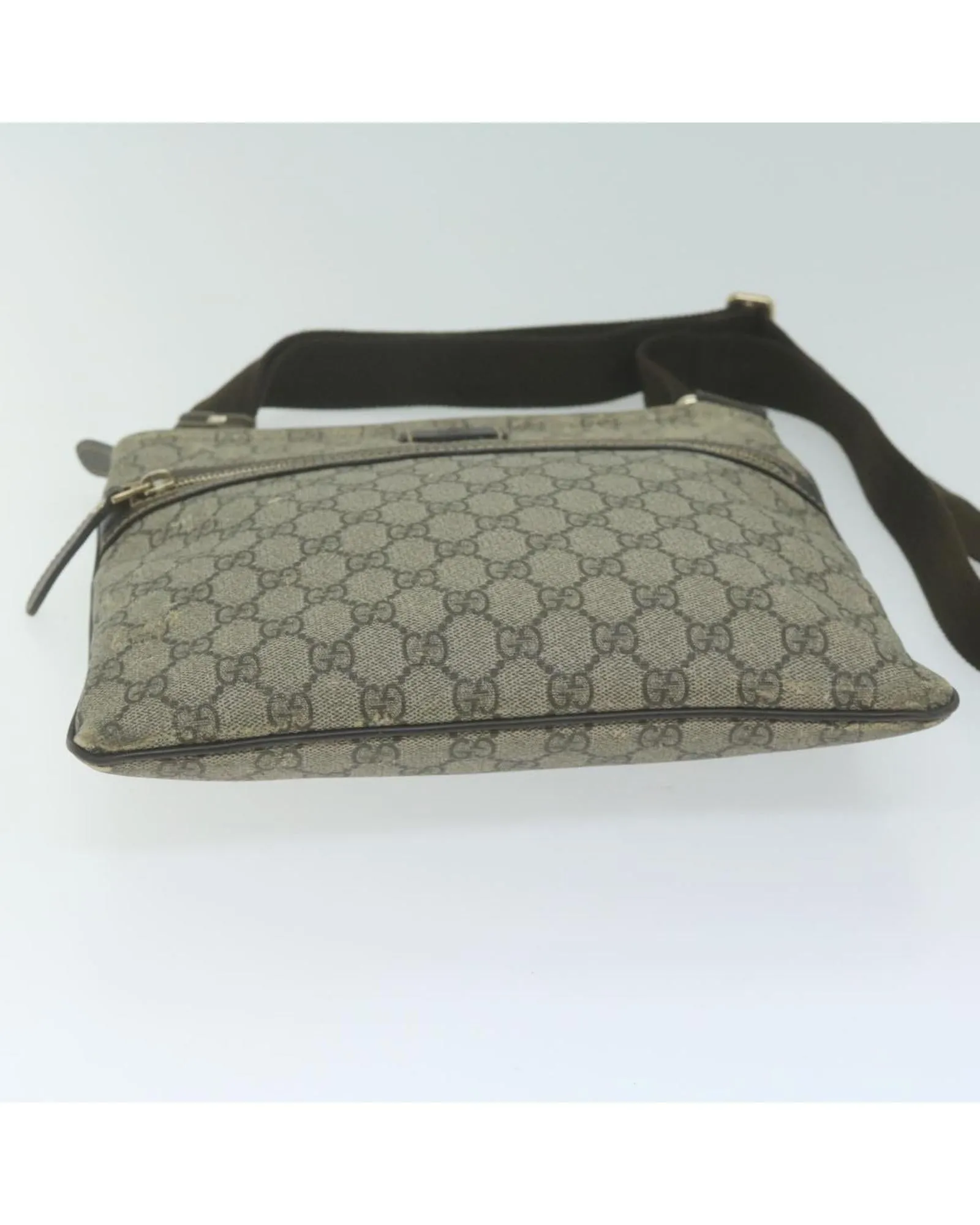 Beige GG Supreme Shoulder Bag with Authenticity Certificate