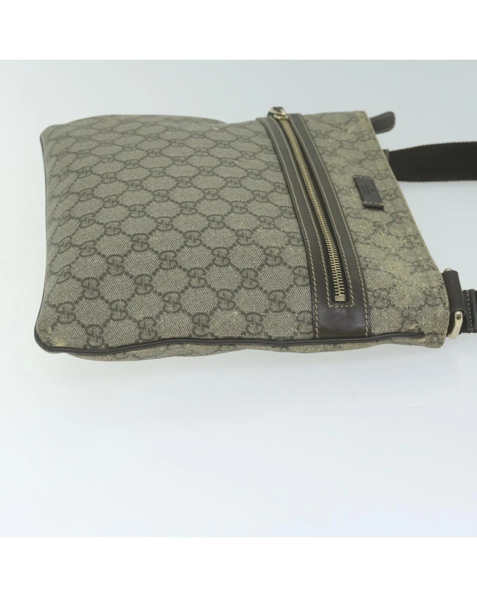 Beige GG Supreme Shoulder Bag with Authenticity Certificate