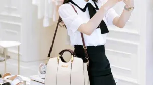 Glow Chic's Designer Shoulder Bag
