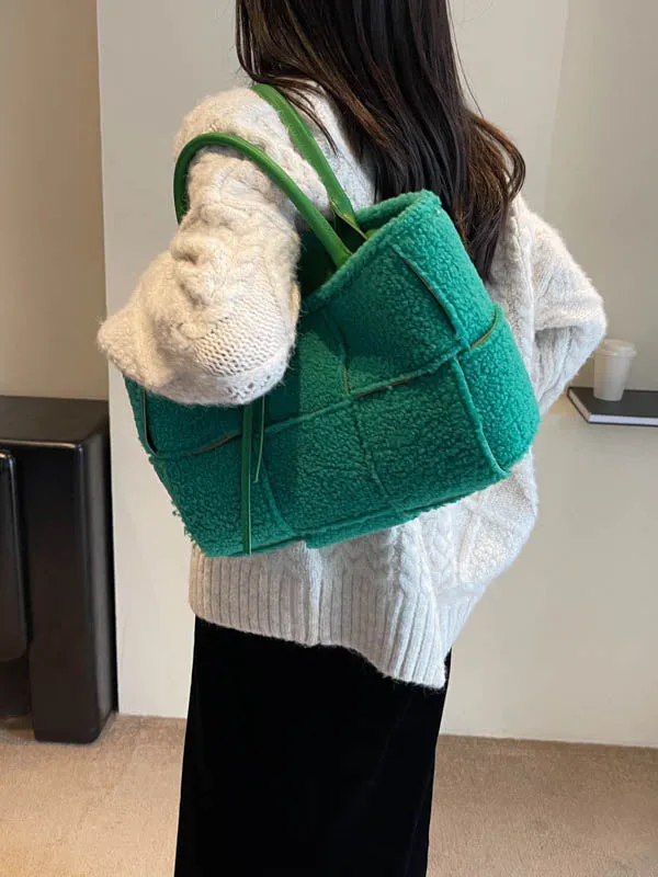 Split-Joint Velvet Woven Bags Handbags